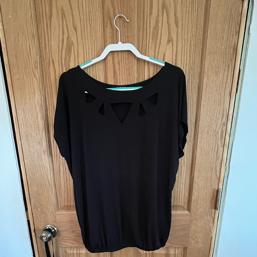 Liz McCoy black shirt - Size 2X